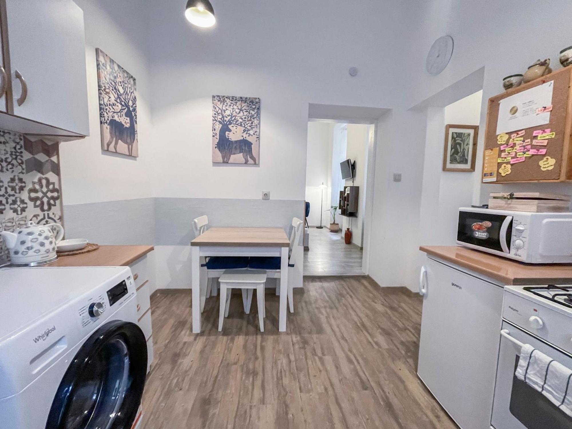 Free Parking, Downtown Apartment Near New York Cafe Budapešť Exteriér fotografie